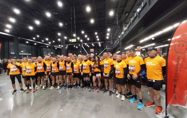 Un gruppone di Originali per oltre 10.000 runner a Milano